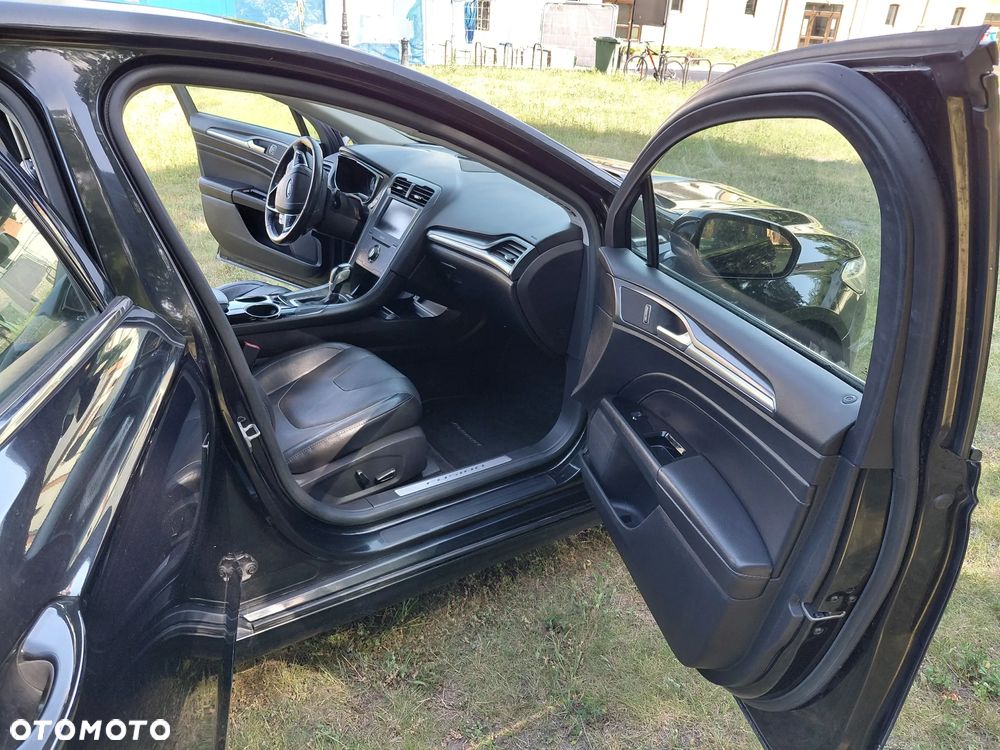 Ford Mondeo 2.0 EcoBoost Titanium - 8