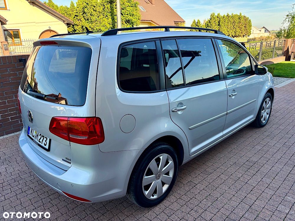 Volkswagen Touran 1.6 TDI DPF Highline - 13