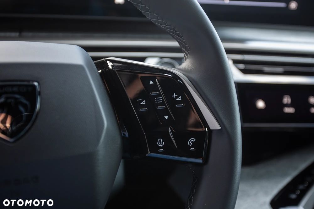 Peugeot 3008 1.2 PureTech mHEV Allure e-DCS6 - 34
