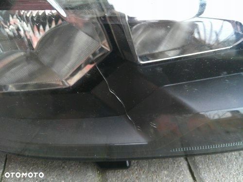 LAMPA PRAWY PRZÓD VW T-CROSS 2GM941006 - 2