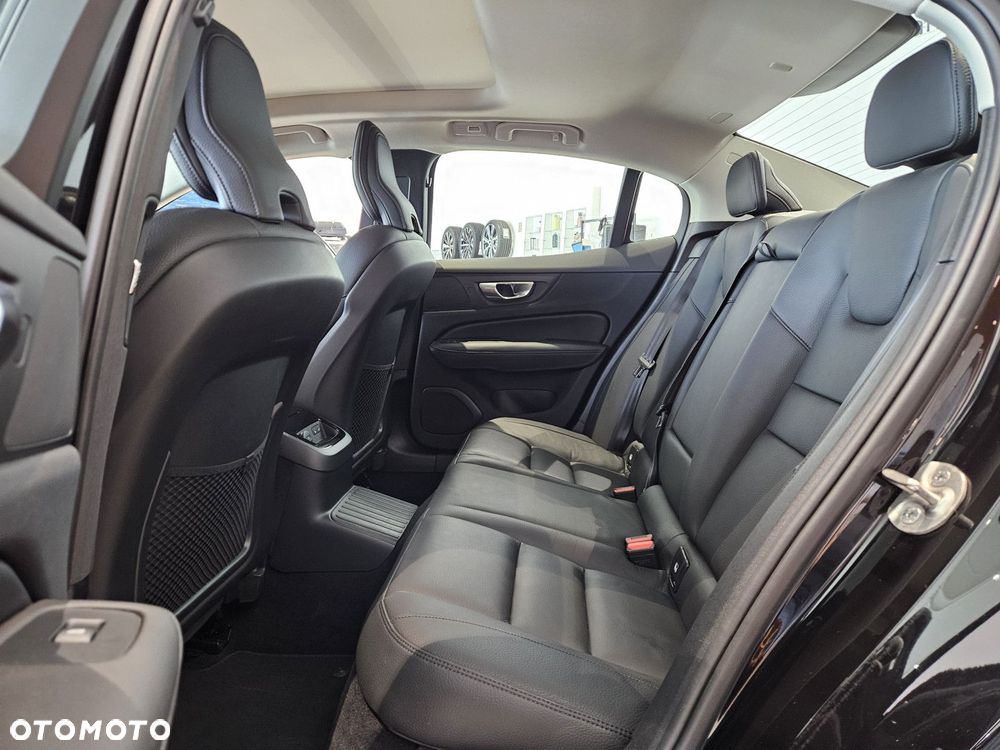Volvo S60 - 31