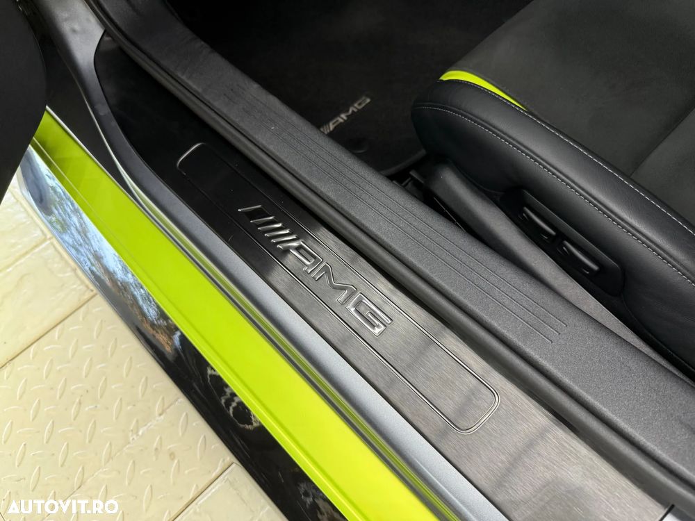 Mercedes-Benz AMG GT R Roadster - 29