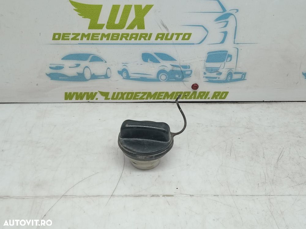 Buson rezervor Nissan Juke YF15  [din 2010 pana  2014] - 2