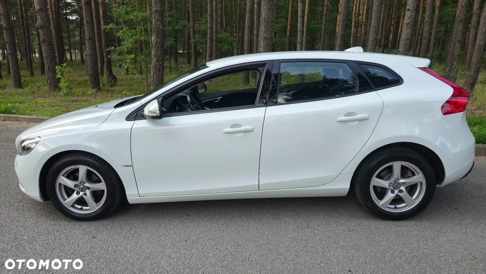 Volvo V40 D2 Kinetic - 8