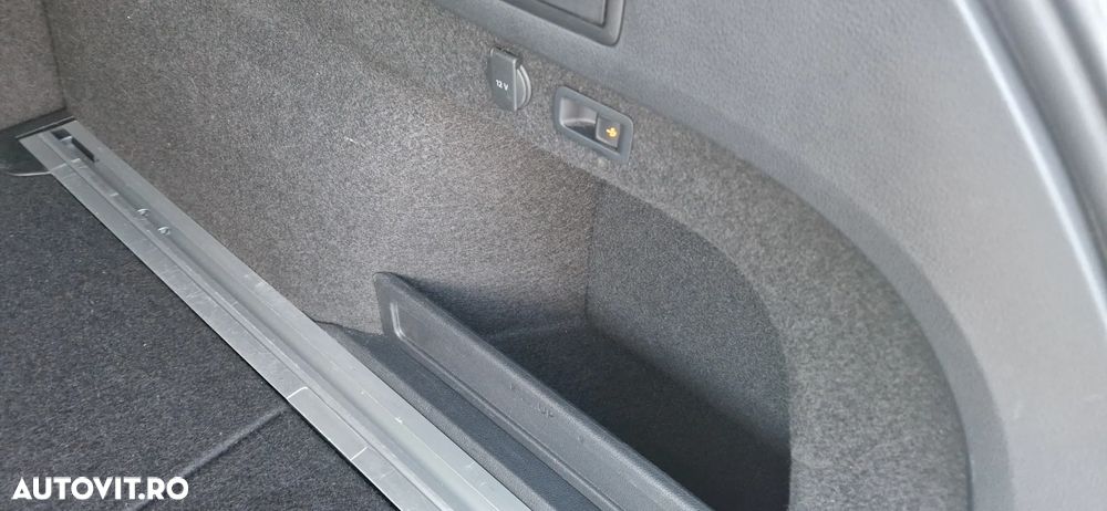 Volkswagen Passat - 6