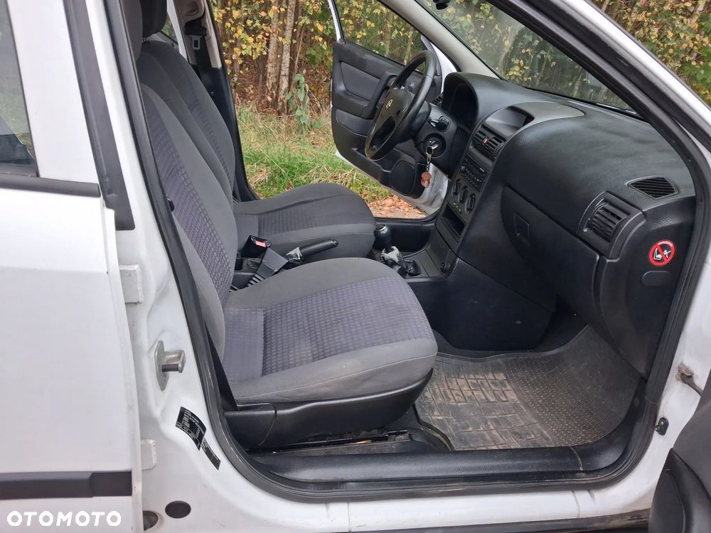 Opel Astra - 12