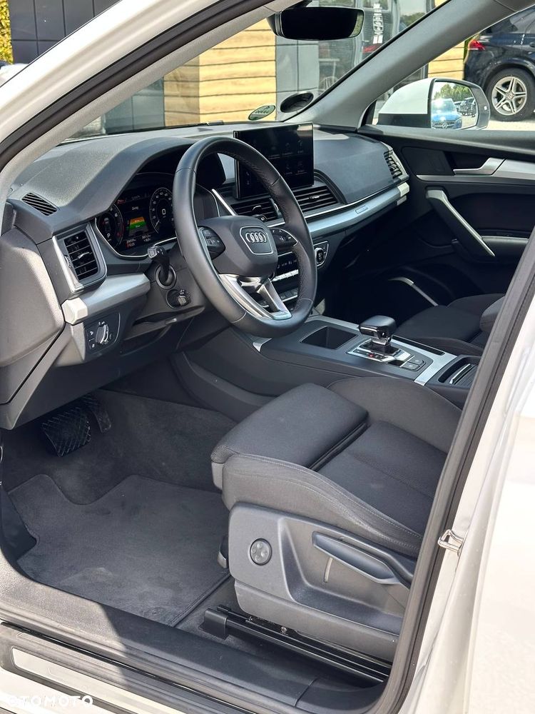 Audi Q5 50 TFSI e Quattro S tronic sport - 12