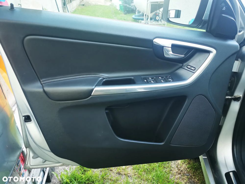 Volvo XC 60 - 28