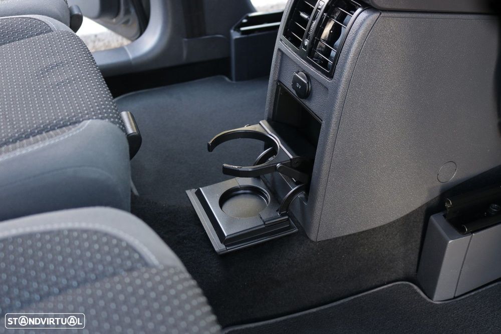 VW Touran 1.6 TDI BM Confortline 7L - 22