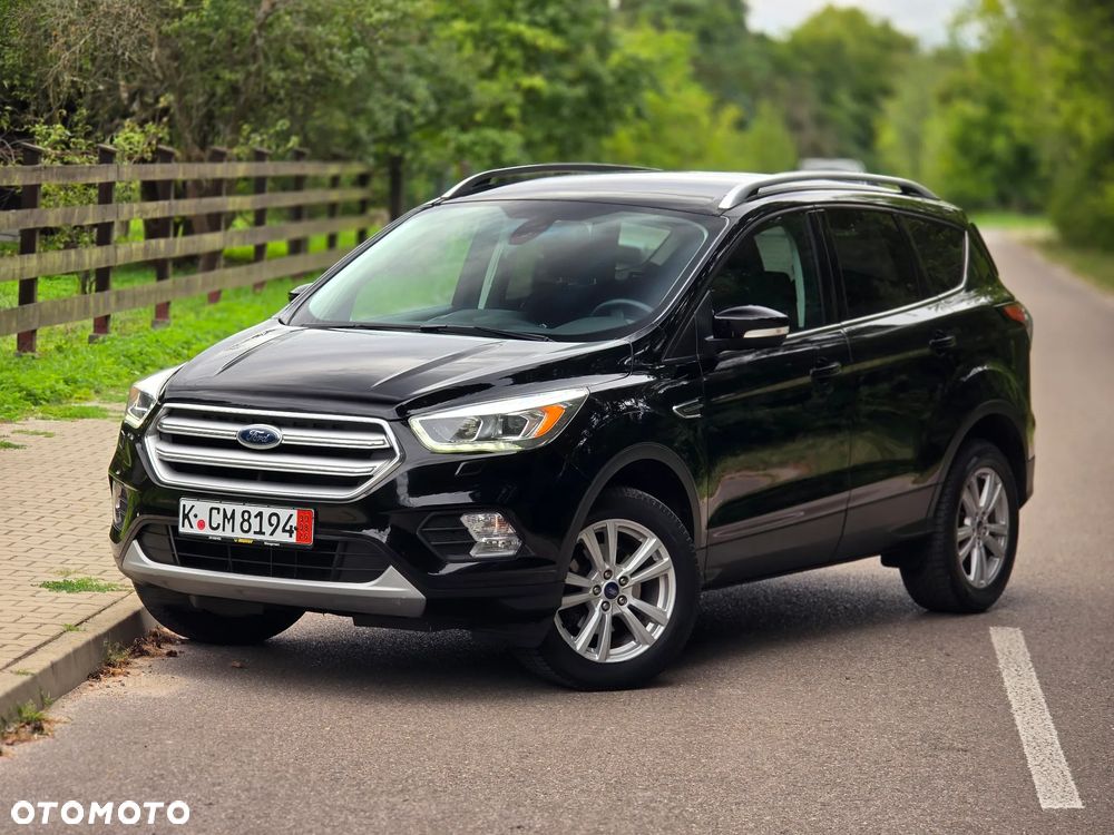 Ford Kuga 1.5 EcoBoost 2x4 Titanium - 3