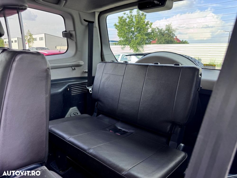 Mitsubishi Pajero - 21