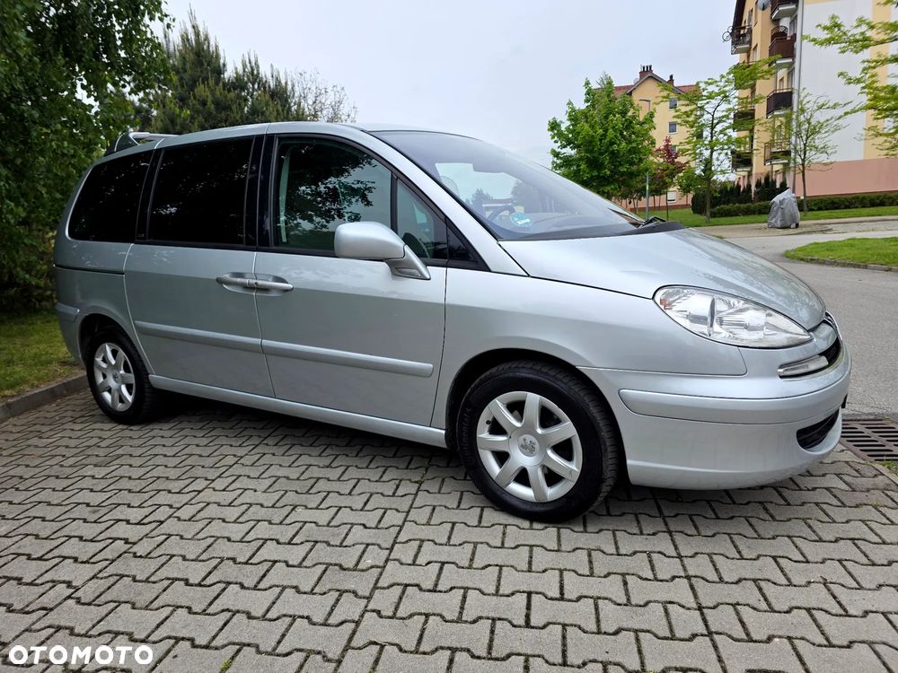 Peugeot 807 HDi 135 Premium - 4
