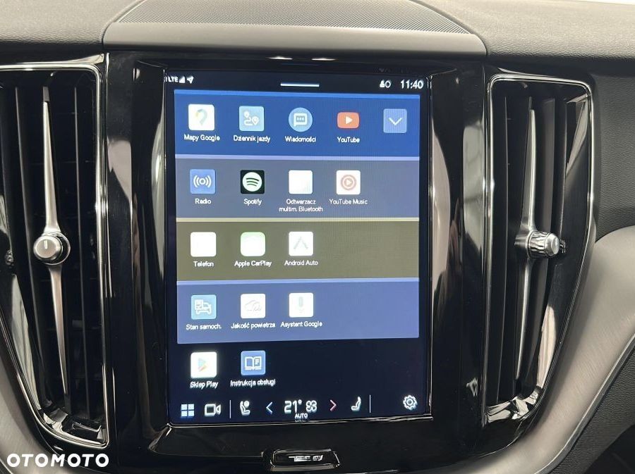 Volvo XC 60 B4 D AWD Momentum Pro - 27