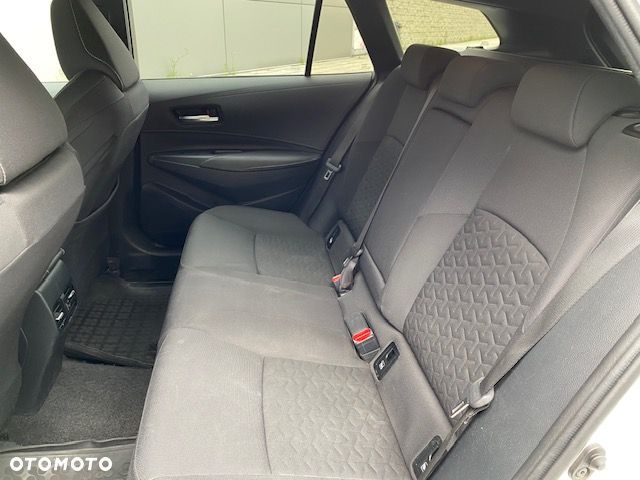 Toyota Corolla 1.8 Hybrid Comfort - 27
