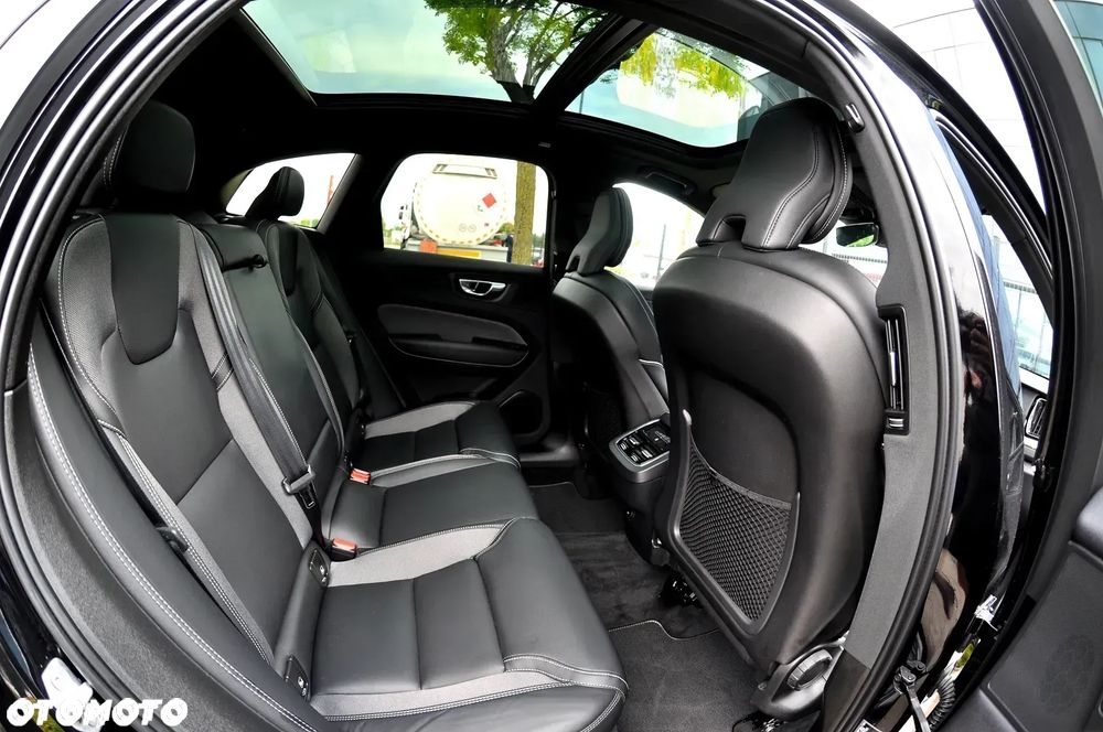 Volvo XC 60 B4 B Geartronic RDesign - 29