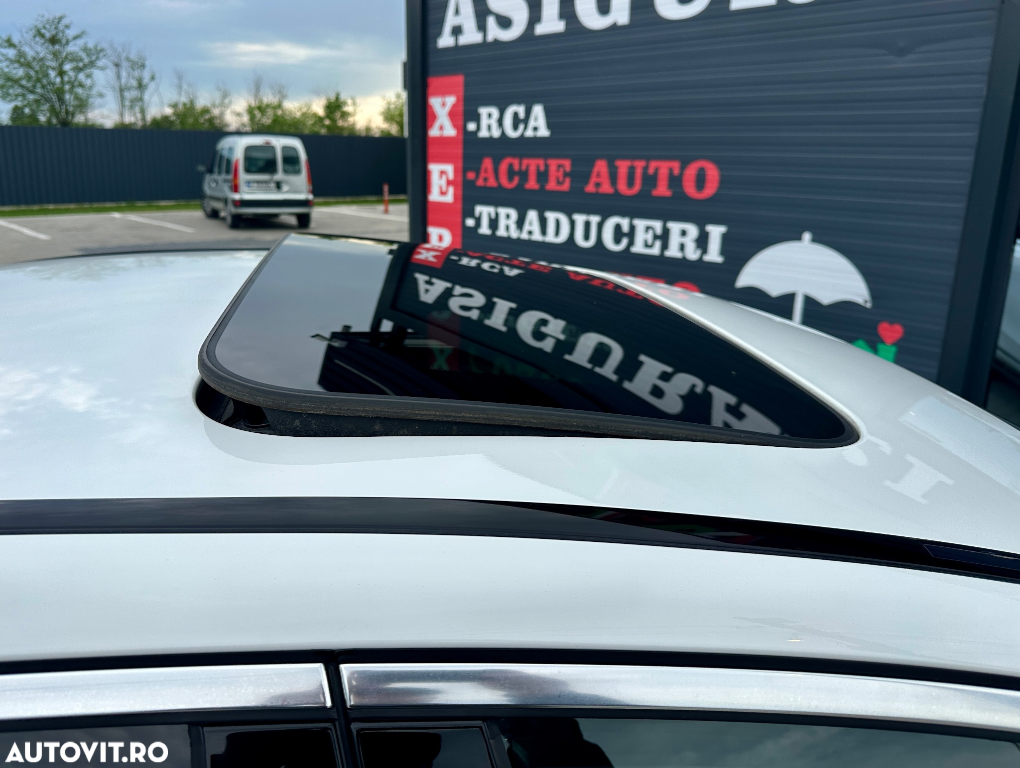 Mercedes-Benz C 220 d 4Matic T 9G-TRONIC AMG Line - 10
