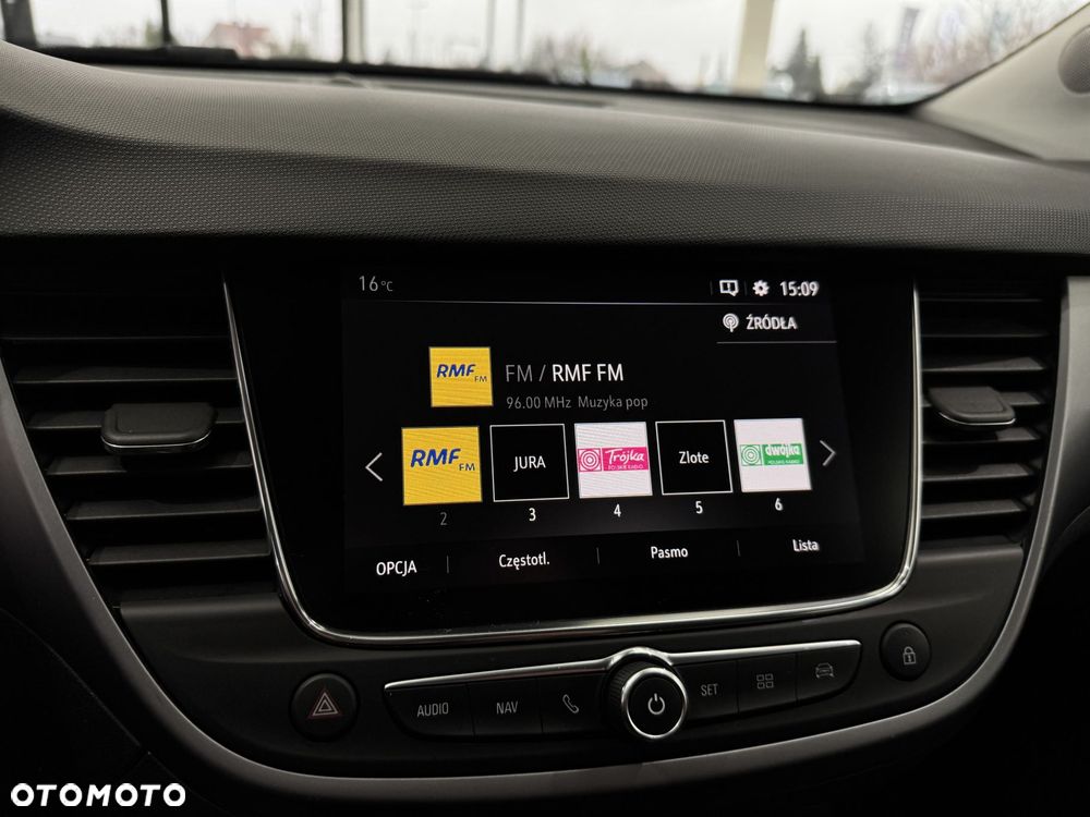 Opel Crossland X - 28