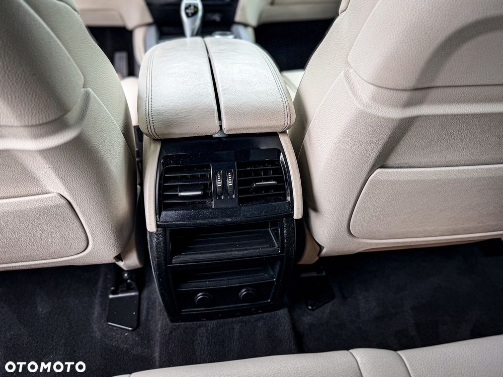 BMW X5 xDrive25d sport - 28