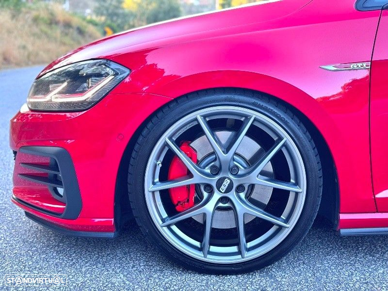 VW Golf 2.0 TSI GTI DSG Performance - 60