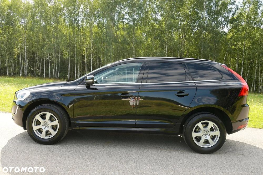 Volvo XC 60 D4 Momentum - 4
