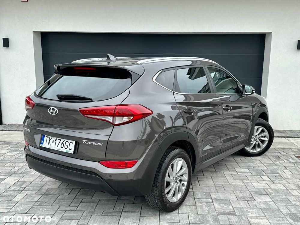 Hyundai Tucson blue 1.6 GDi 2WD Navi - 12