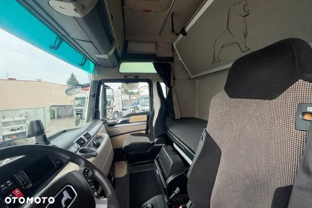MAN TGX 18.460 Standard XXL AUTOMAT + RETARDER ! EURO 6, 2017 ROK ! - 17