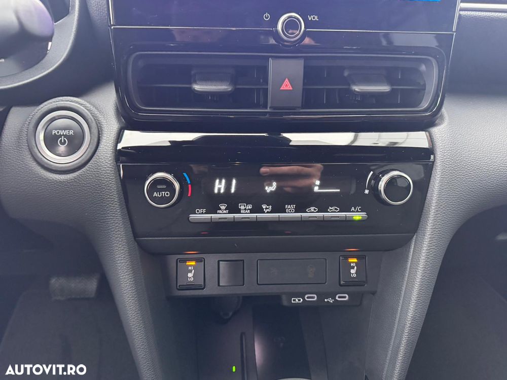 Toyota Yaris 1.5 VVT-i HSD Dynamic Plus - 21