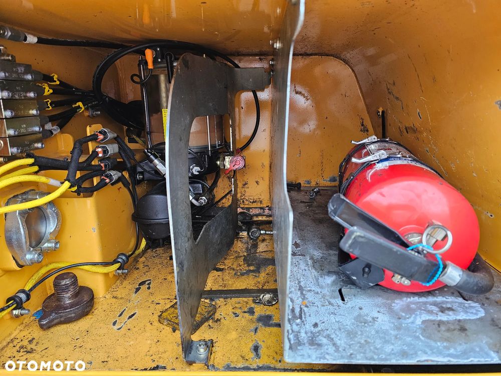 Liebherr R 922 LC R922 LC - 26