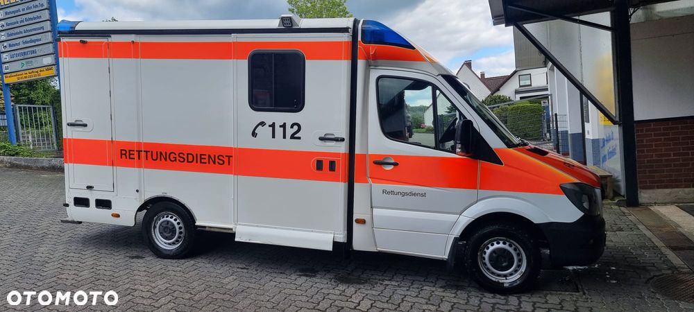 Mercedes-Benz Sprinter - 32