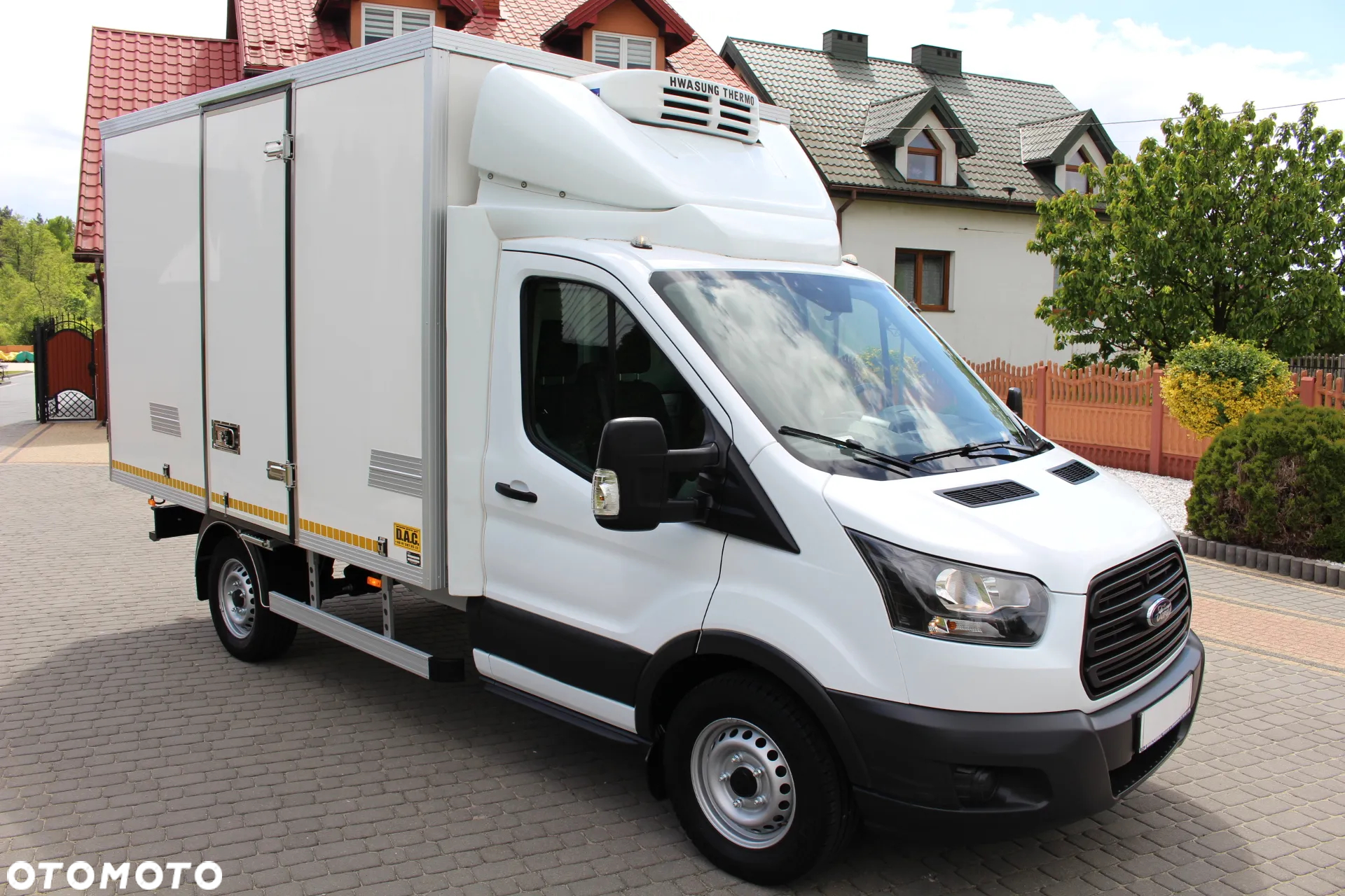 Ford TRANSIT / CHŁODNIA / IZOTERMA / POLSKI SALON / NISKI PRZEBIEG / JAK NOWY/ - 11