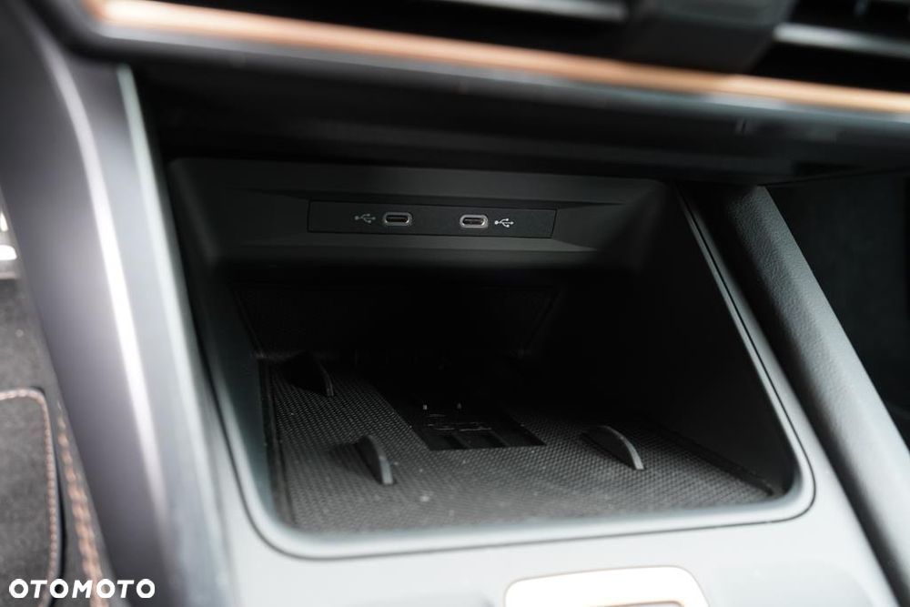 Cupra Formentor 1.5 eTSI mHEV DSG - 25