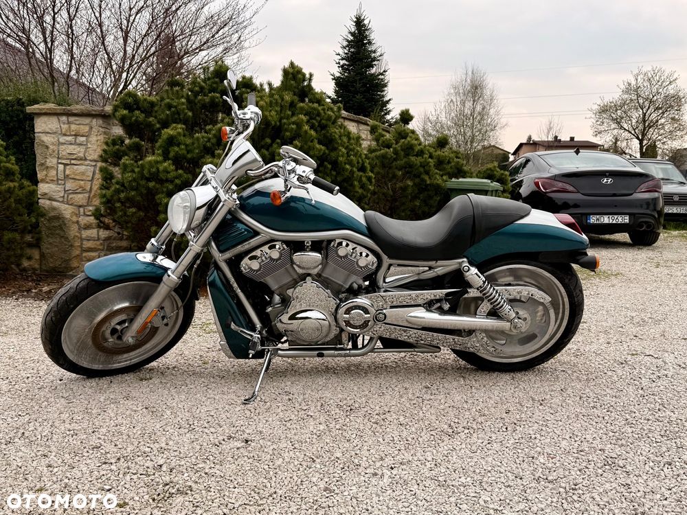 Harley-Davidson V-Rod Street Rod - 16