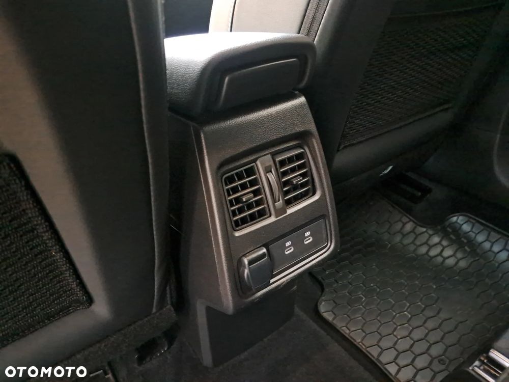 Renault Captur - 26