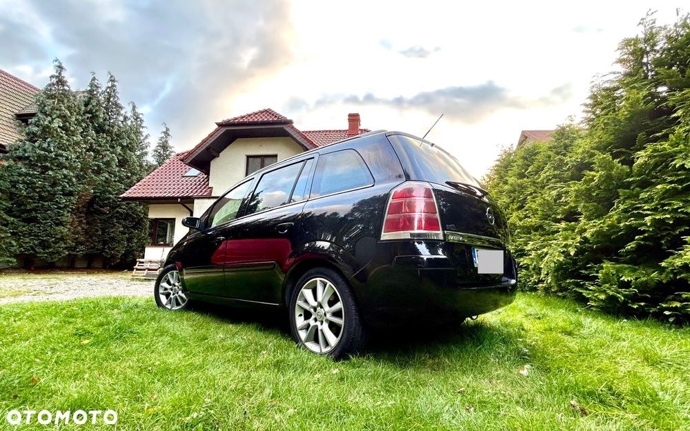 Opel Zafira ver-1-9-cdti-cosmo-activeselect - 38