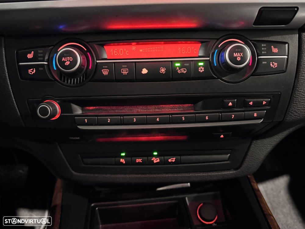 BMW X5 xDrive35d - 15