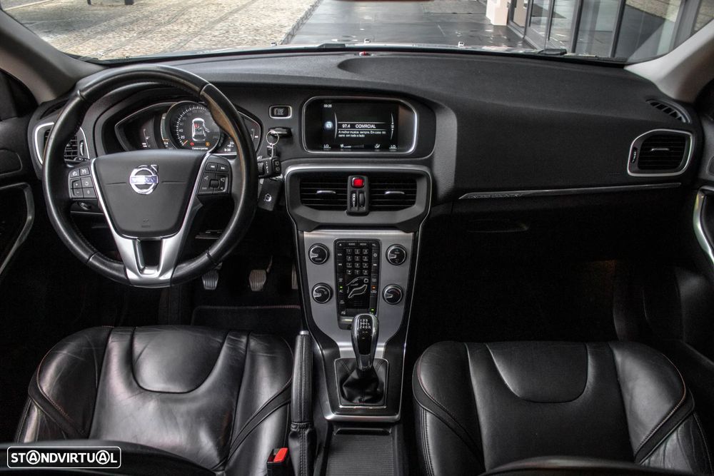 Volvo V40 Cross Country 2.0 D2 Volvo Ocean Race - 33