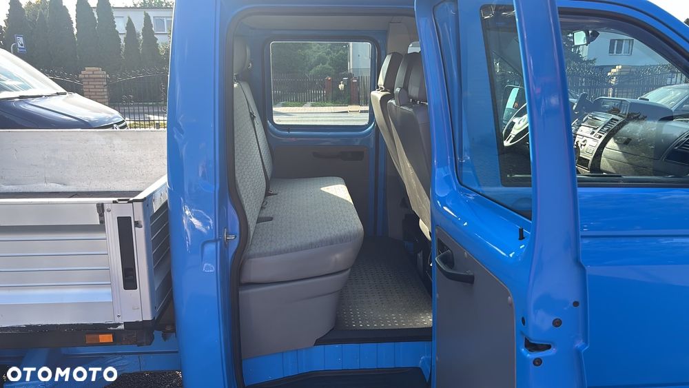 Volkswagen Transporter T5 - 25