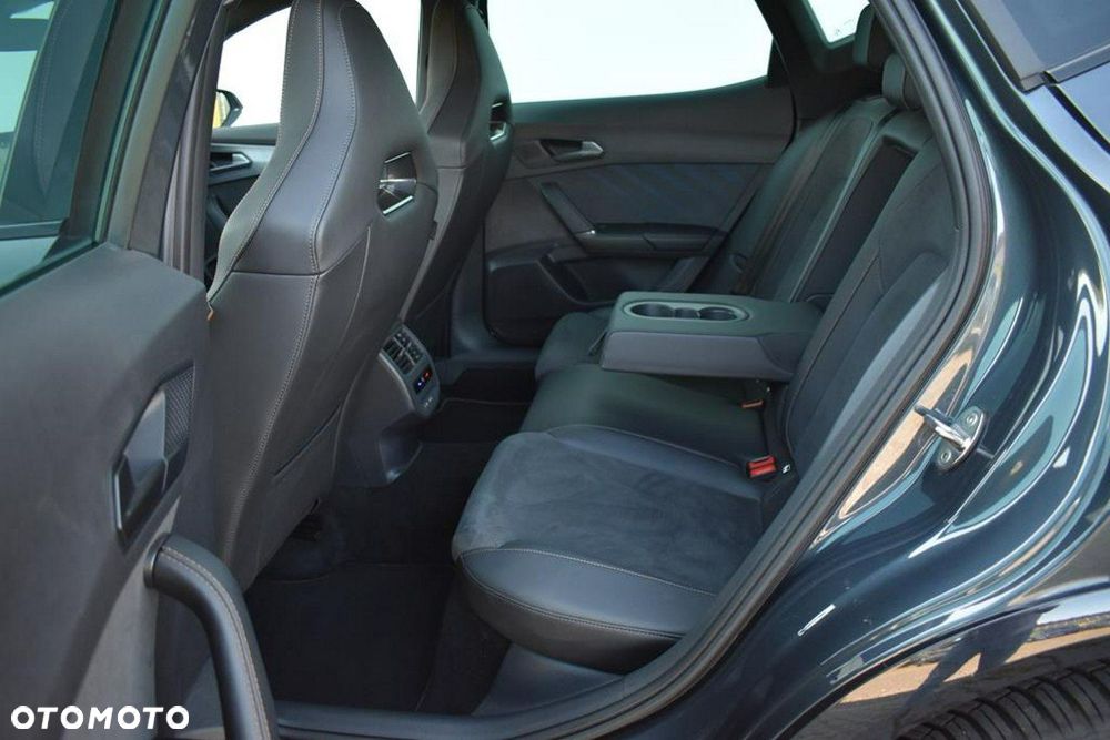 Cupra Formentor 1.5 eTSI mHEV DSG - 16