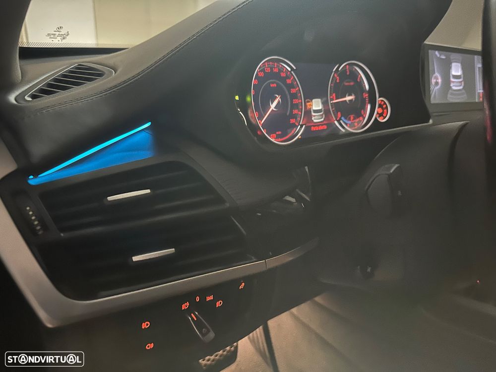 BMW X5 25 d sDrive Comfort 7L - 13