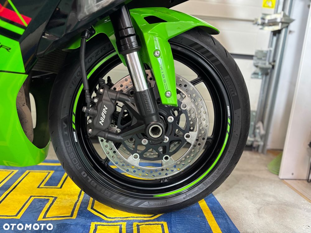 Kawasaki ZX - 24