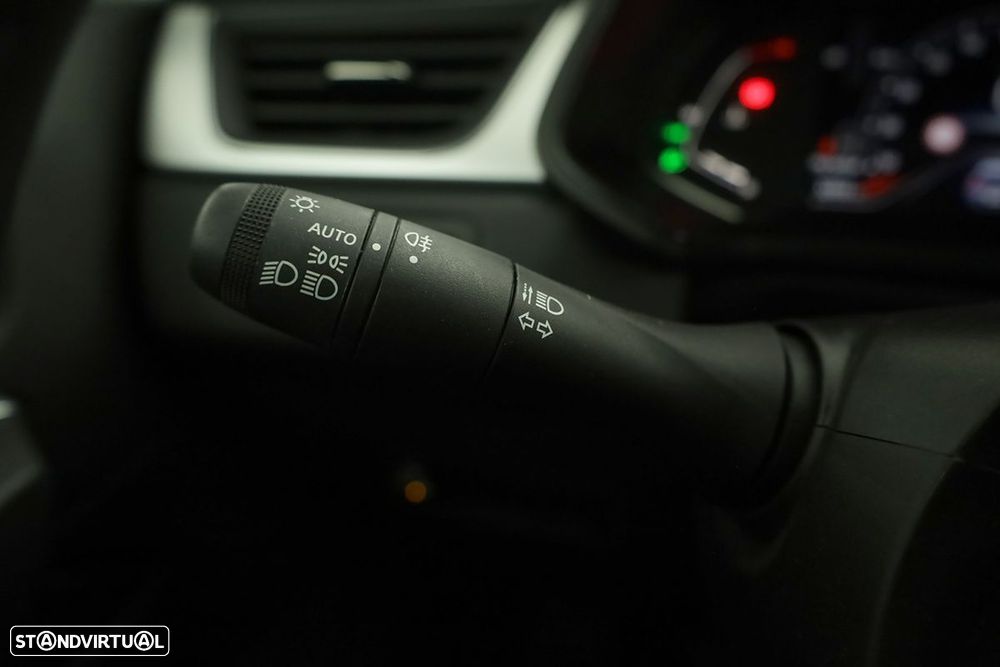 Renault Captur 1.0 TCe Techno Bi-Fuel - 17