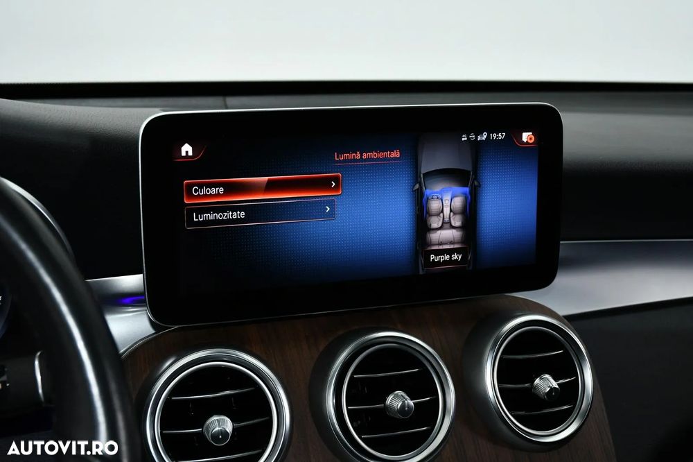 Mercedes-Benz GLC Coupe 300 e 4MATIC - 19
