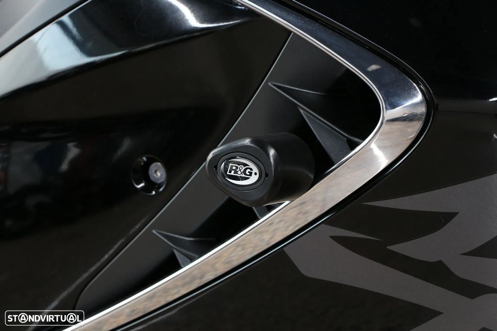 Suzuki GSX Hayabusa - 8