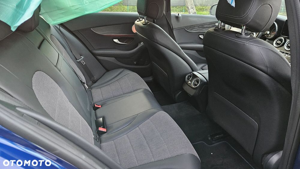 Mercedes-Benz Klasa C 300 de 9G-TRONIC - 10