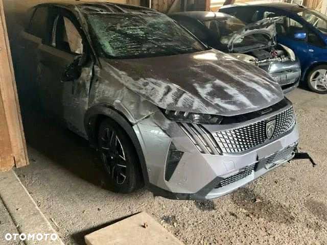 Peugeot 3008 1.2 PureTech mHEV GT S&S e-DCS6 - 5