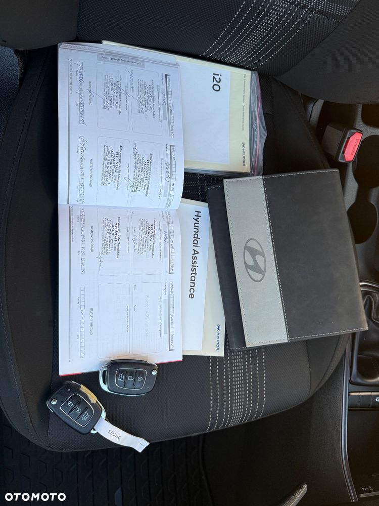 Hyundai i20 1.2 Pure - 19