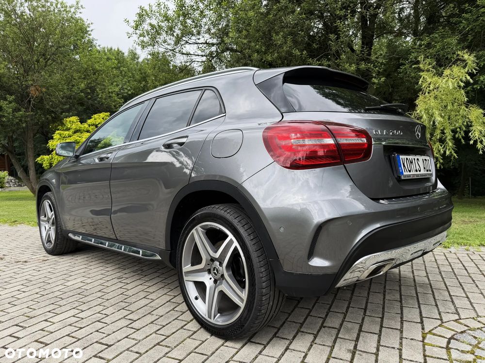 Mercedes-Benz GLA 200 7G-DCT AMG Line - 8