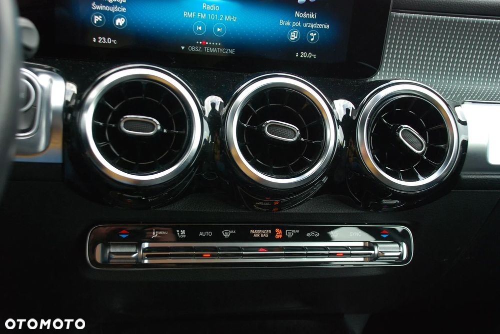 Mercedes-Benz GLB 200 d Progressive 8G-DCT - 20