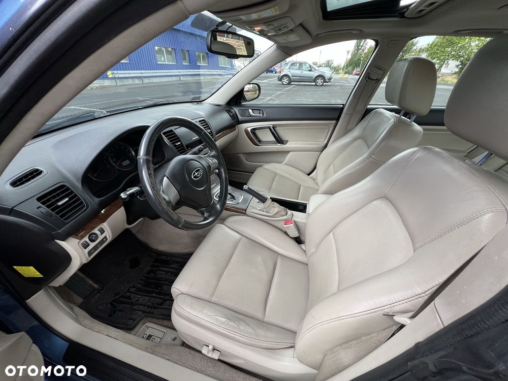 Subaru Legacy - 7