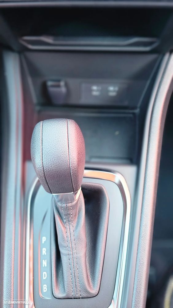 Renault Captur 1.6 E-Tech Full Hybrid Evolution - 31